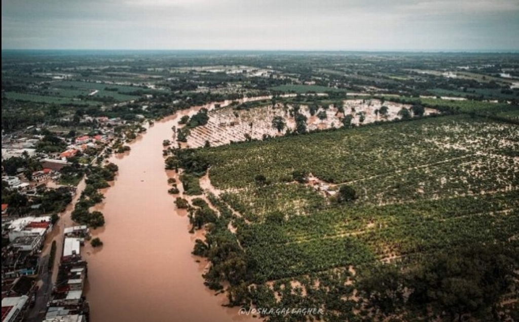 Imagen Reabren circulación en San Rafael, tras desbordamiento del Río Bobos