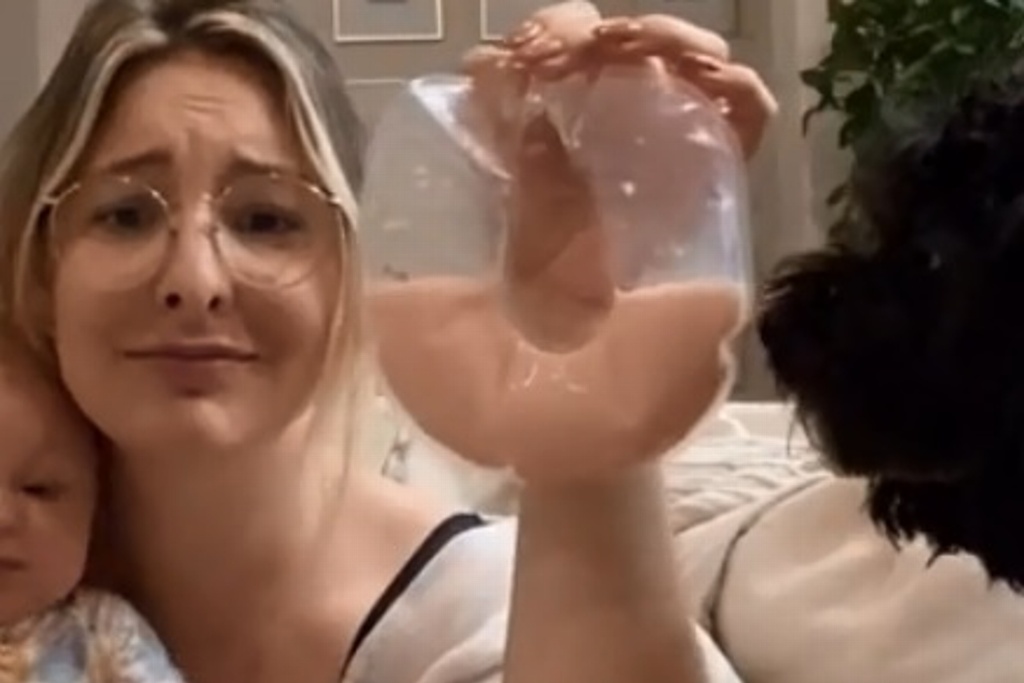 Imagen Comparte que le sale leche materna de color rosa y se vuelve viral (+Video)