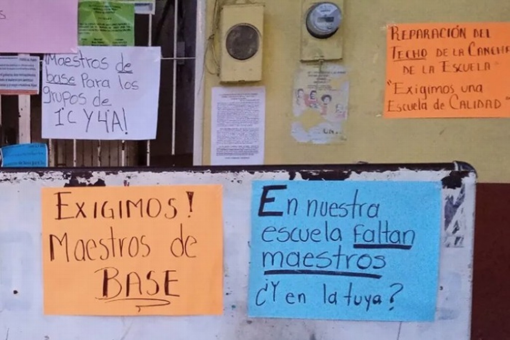 Imagen Escuela primaria de Xico exigen a la SEV 2 maestros