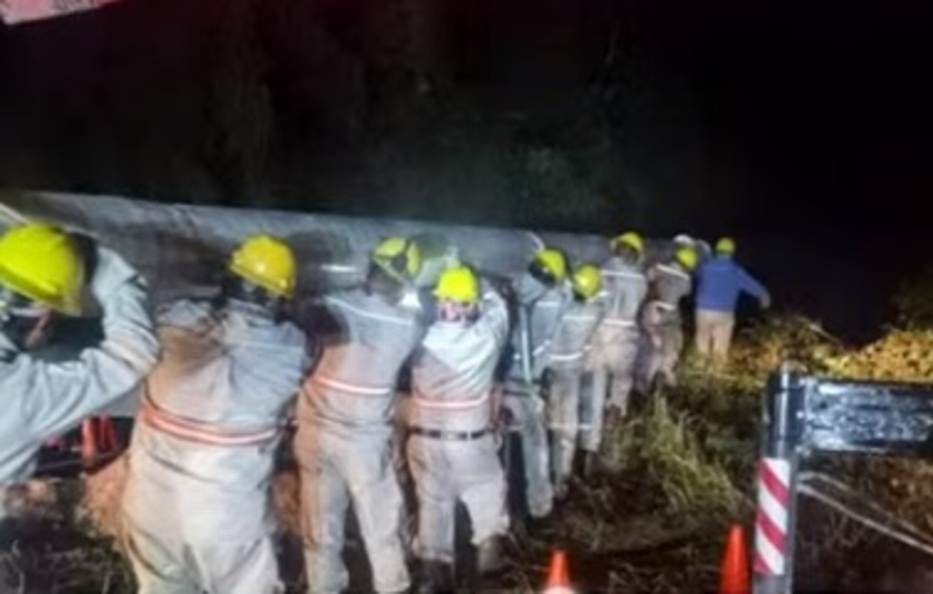 Colapsan torres de CFE por actos de vandalismo - xeu noticias veracruz