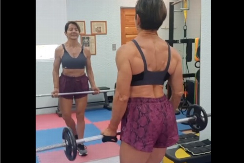 Imagen A los 69 años gana campeonato de fisicoculturismo (+Video)