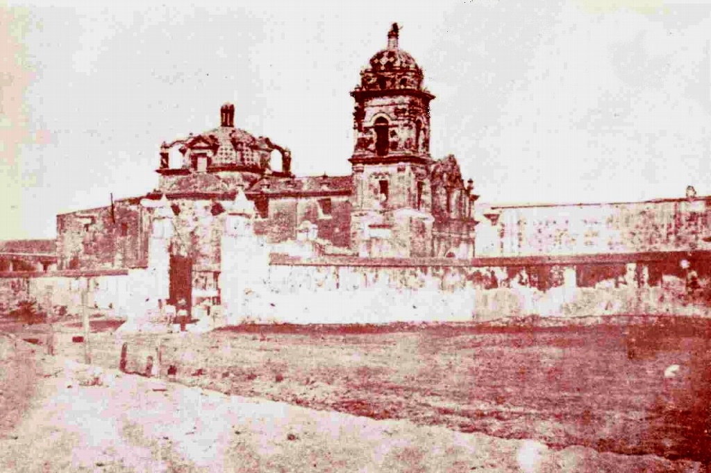 Imagen Una vista al pasado... la antigua Puerta de México y la muralla que rodeaba a Veracruz