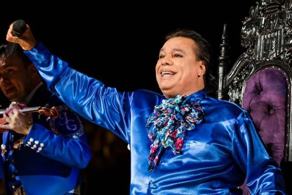 Juan Gabriel Besó A Pablo Escobar En La Boca Y Le Suplicó Que No Lo Matara Anabel Hernández 6230