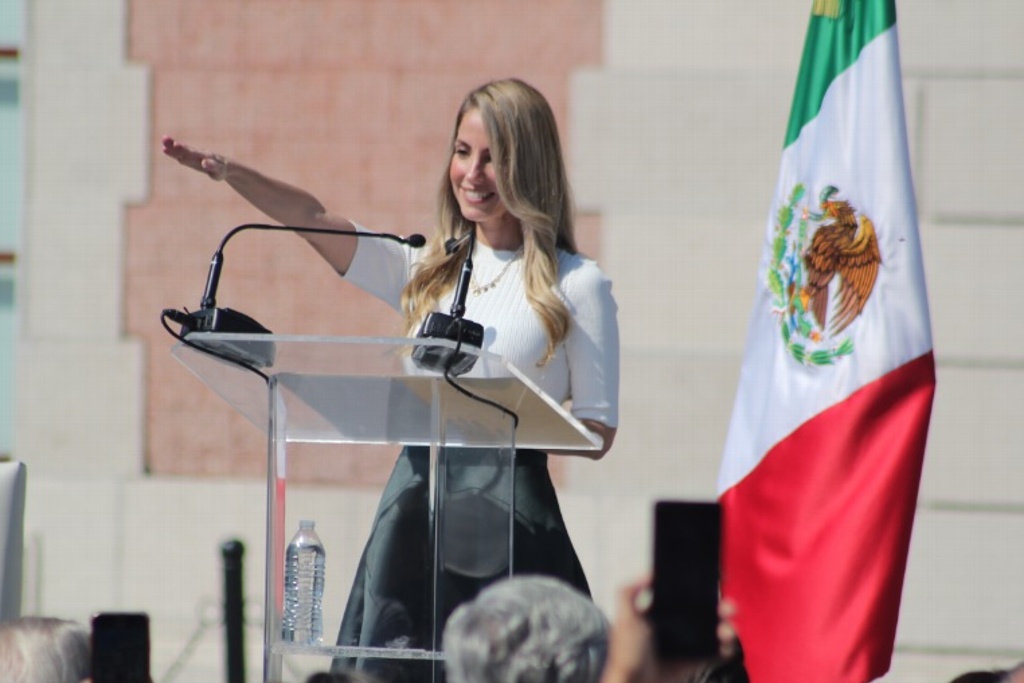 Imagen Patricia Lobeira rinde protesta como alcaldesa de Veracruz 