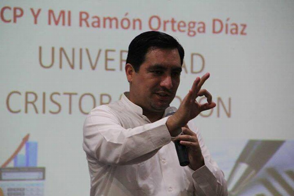 Imagen Contador veracruzano Ramón Ortega, entre los fiscalistas más importantes de México