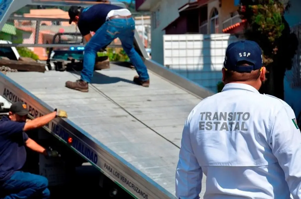 Imagen ¿Sabes cuánto te debe cobrar la grúa por arrastre? Consulta aquí el reglamento en Veracruz 
