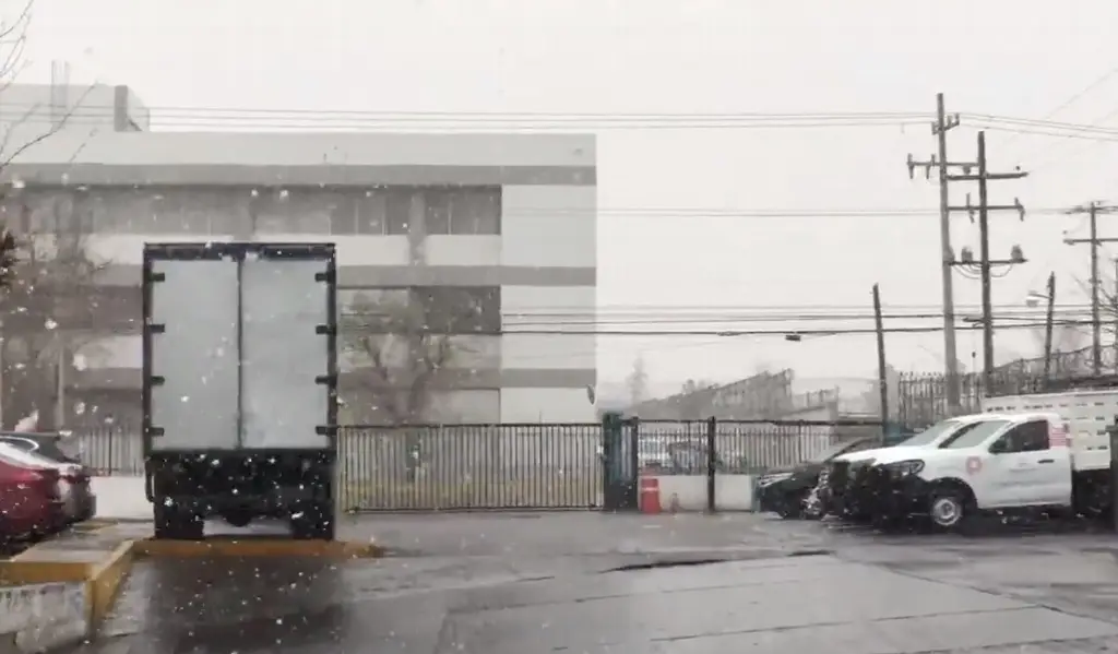 Imagen A días de la primavera, nevada sorprende a habitantes de Ciudad Juárez, Chihuahua