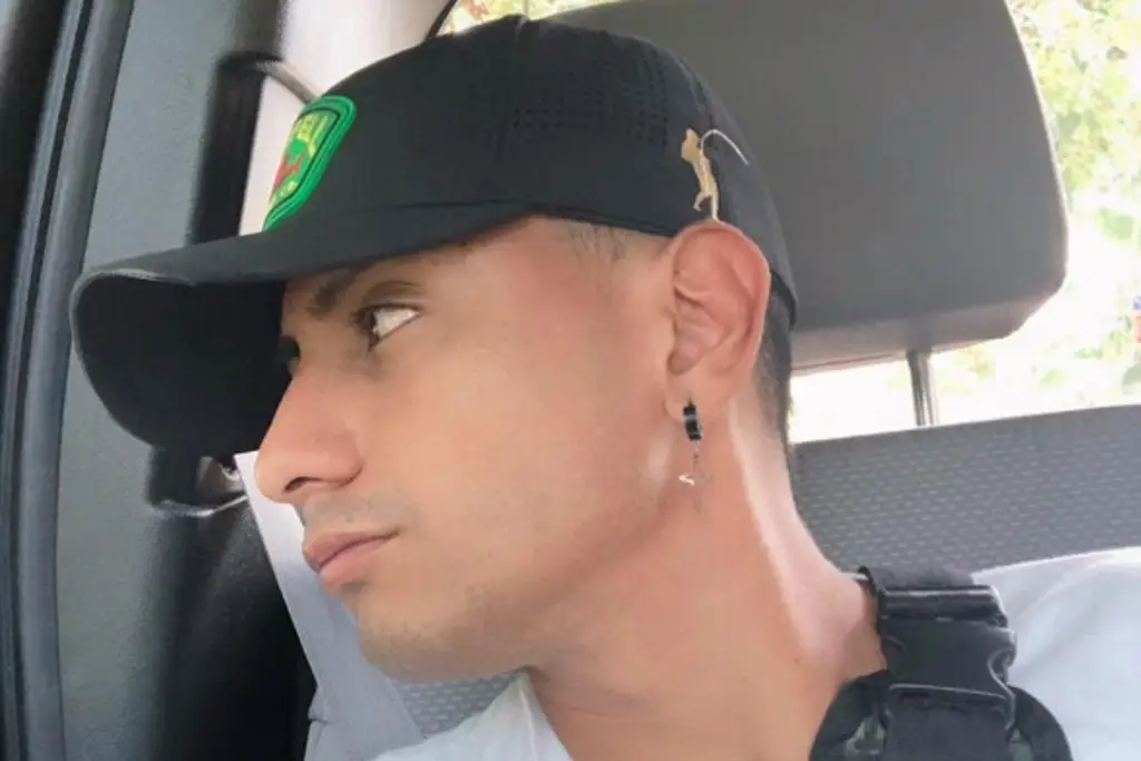 Imagen Eder Hernández dona comida con dinero recaudado para ser Rey del Carnaval