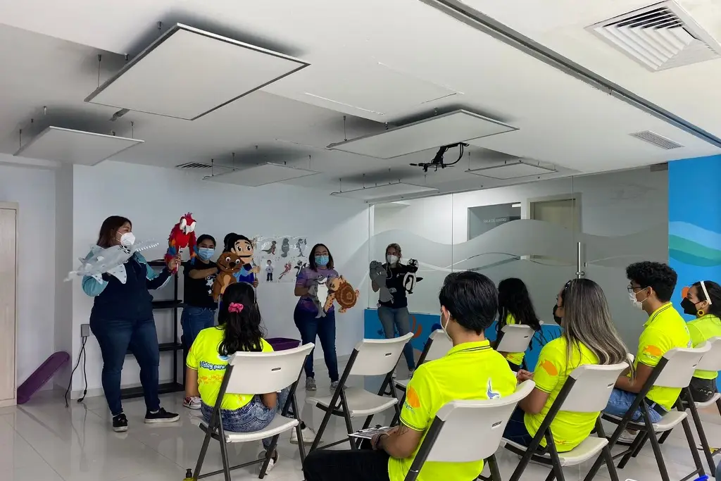 Imagen Con talleres, Acuario de Veracruz enseña a niños a cuidar el agua 