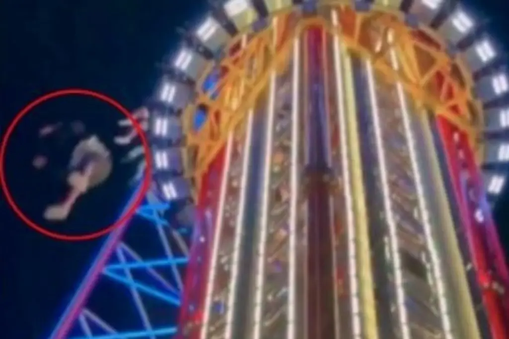 Imagen Muere menor tras caer de un juego mecánico 