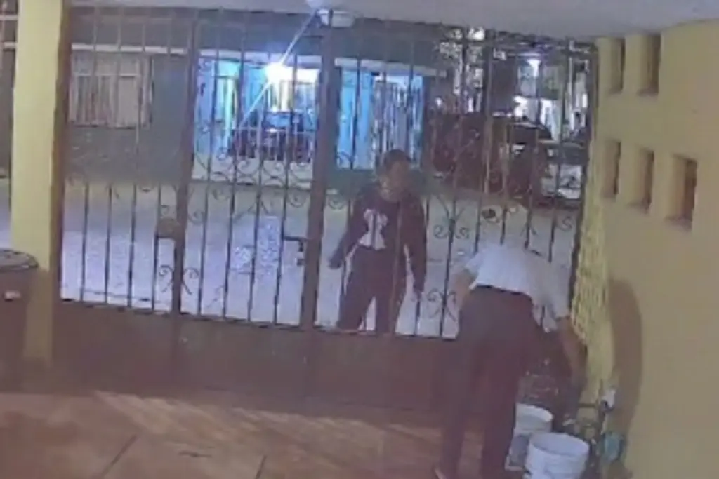 Imagen Captan secuestro cuando platicaban afuera de casa (+Video)