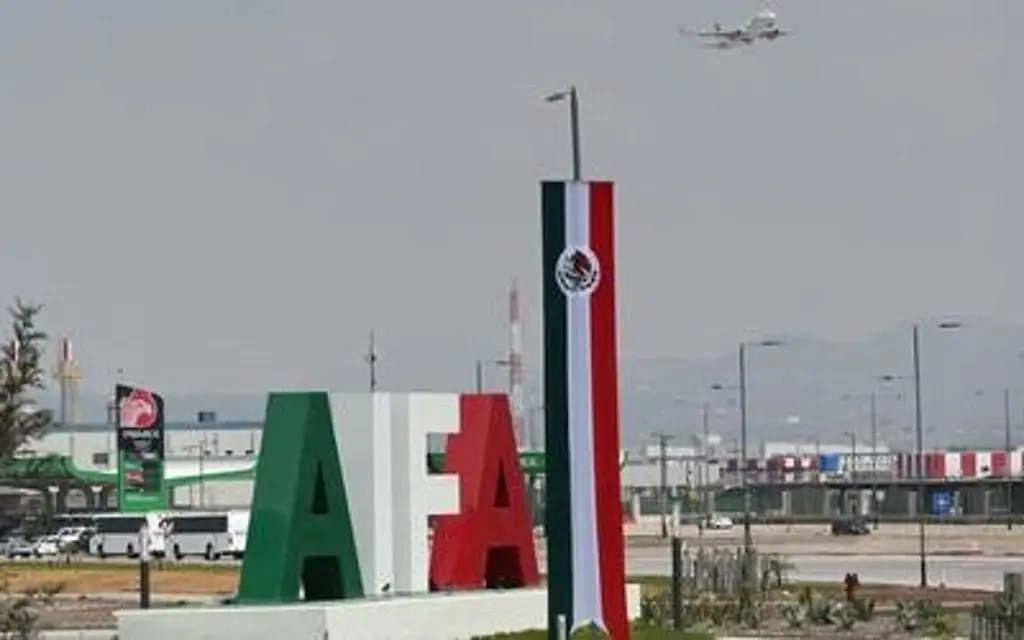 Imagen Aerolínea Qatar Airways está interesada en volar al AIFA, anuncia Ebrard