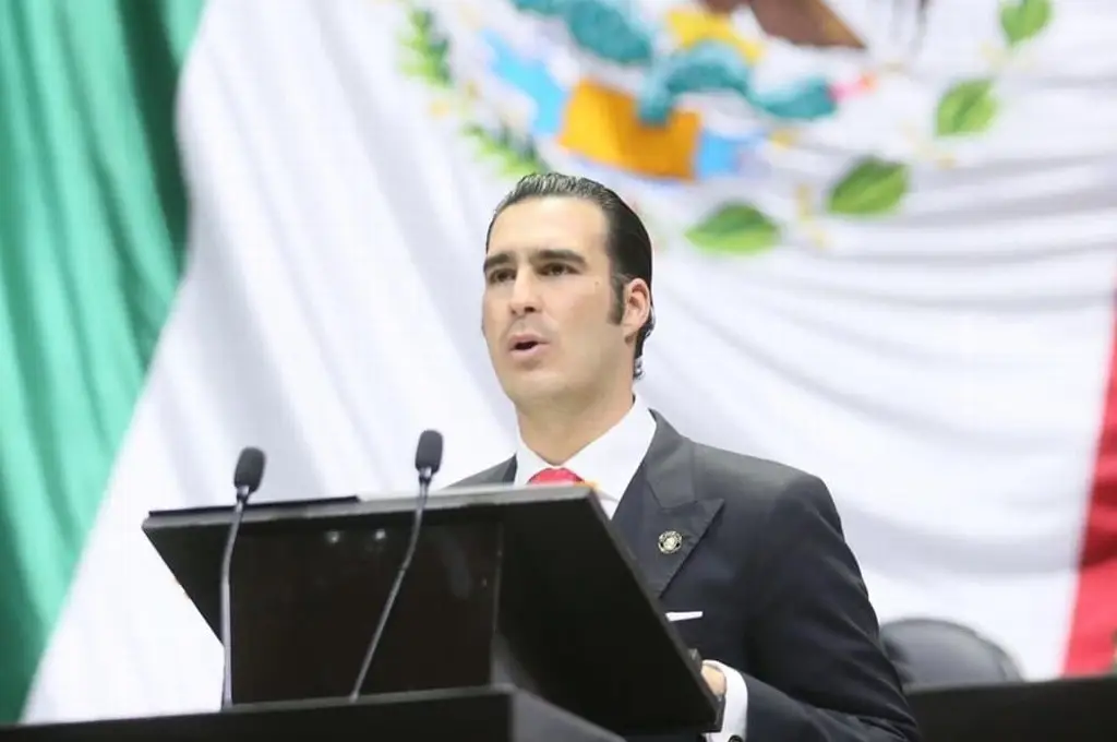 Imagen Diputado de Morena pide a EU a no cancelar visas de diputados mexicanos