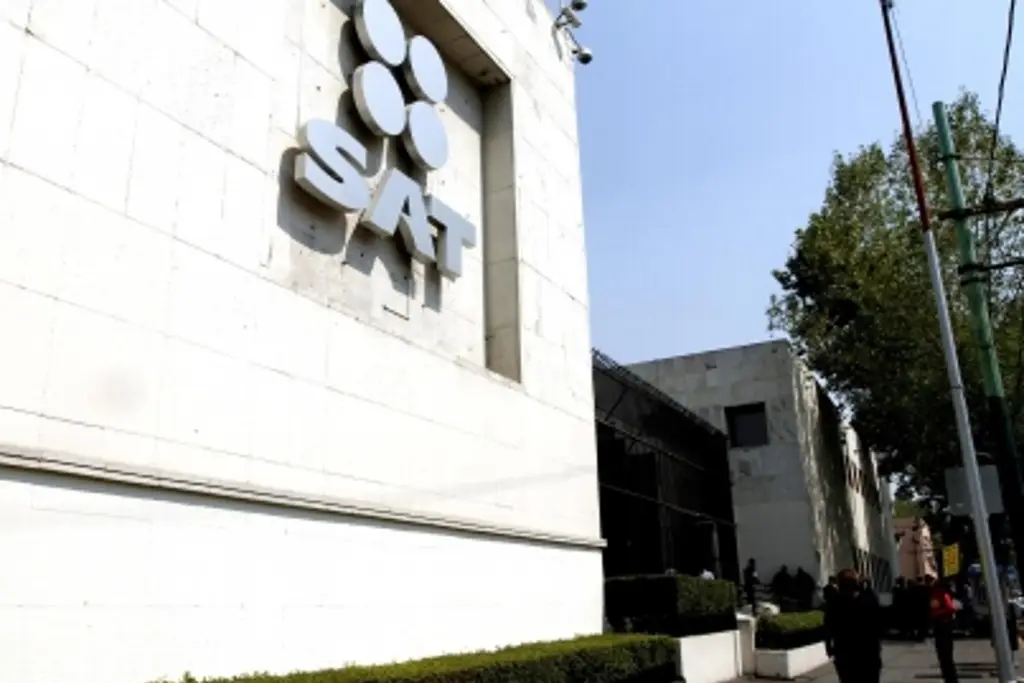 Imagen SAT reactiva adeudos; cartera crece 46%