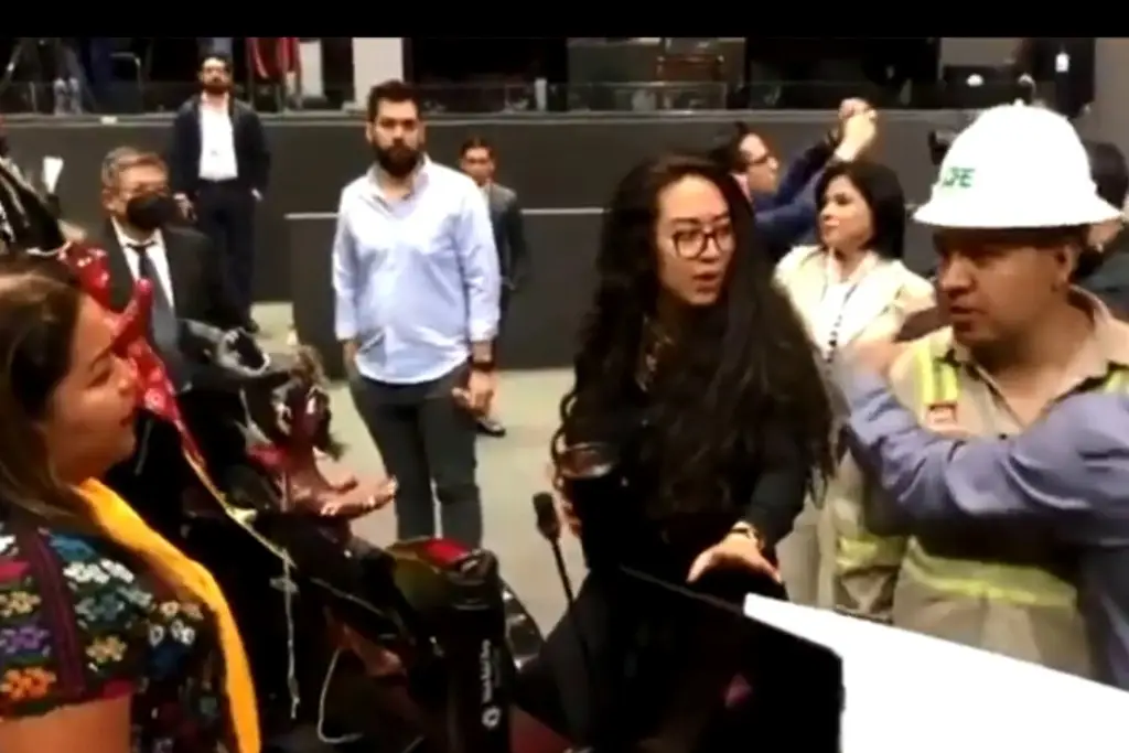Imagen Acusan a diputado de Morena de ir 