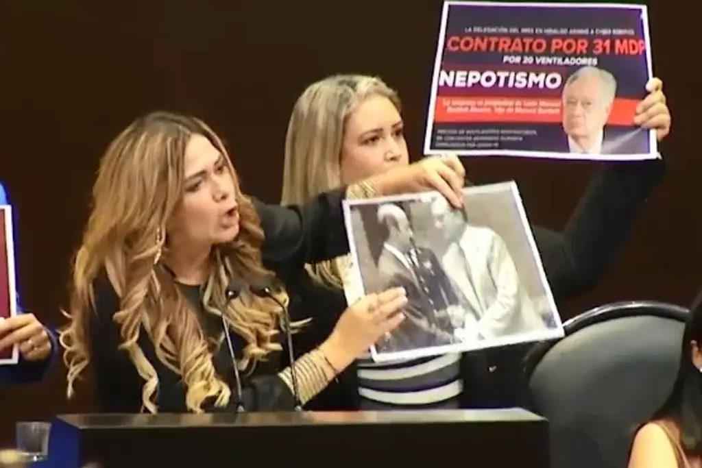 Imagen Maryjose Gamboa llama a Morena “recua de ladrones”; “usted estuvo presa”, le reviran