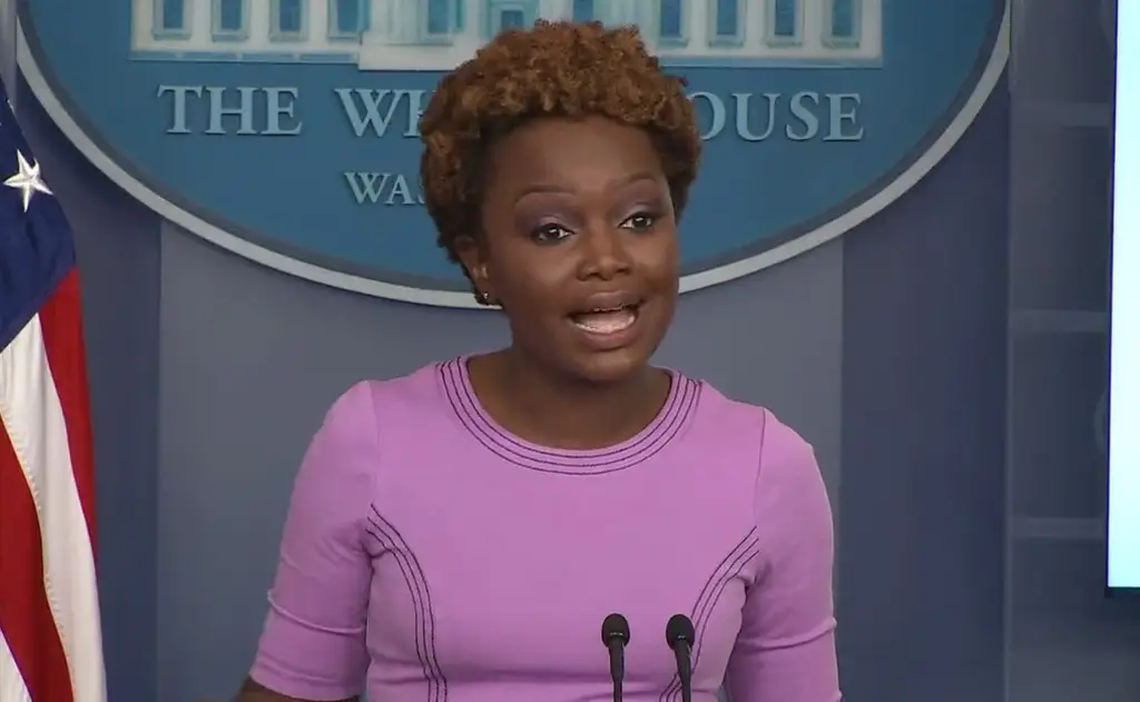 Imagen Biden nombra a Karine Jean-Pierre como nueva vocera de la Casa Blanca; destaca su experiencia