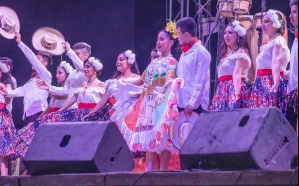 Imagen Cultura, arte y tradiciones en clausura de la Feria de la Naranja 2022