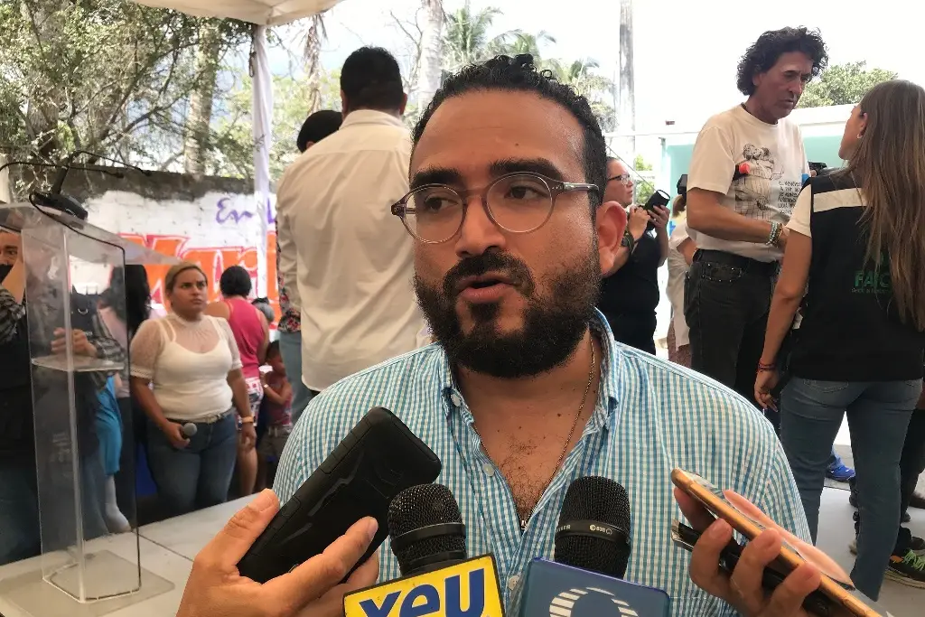 Imagen Es un disparate el clausurar Acuario de Veracruz: Diputado Hermida