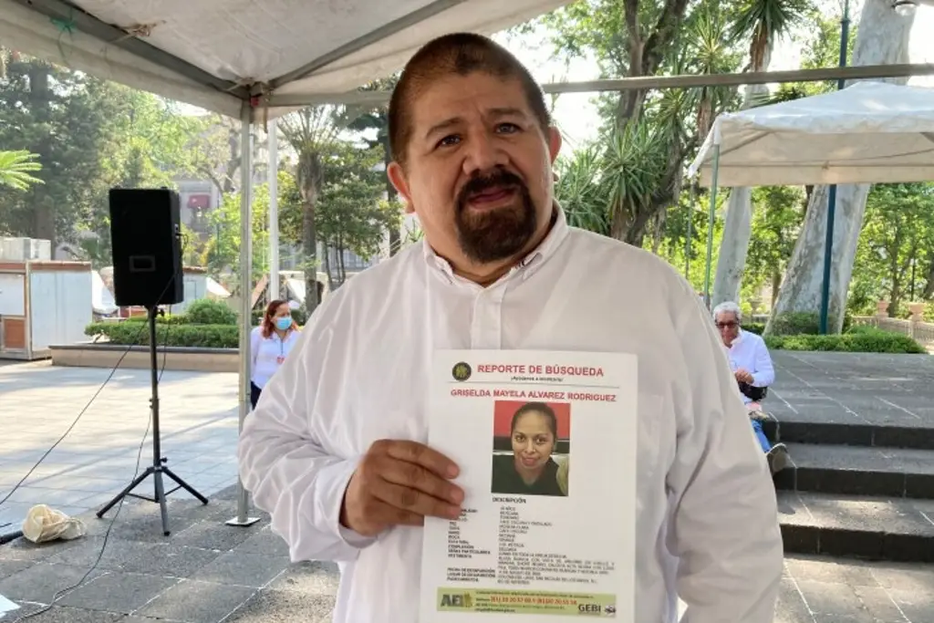 Imagen Maestros del Ciesas-Golfo protestan por desaparición de investigadora