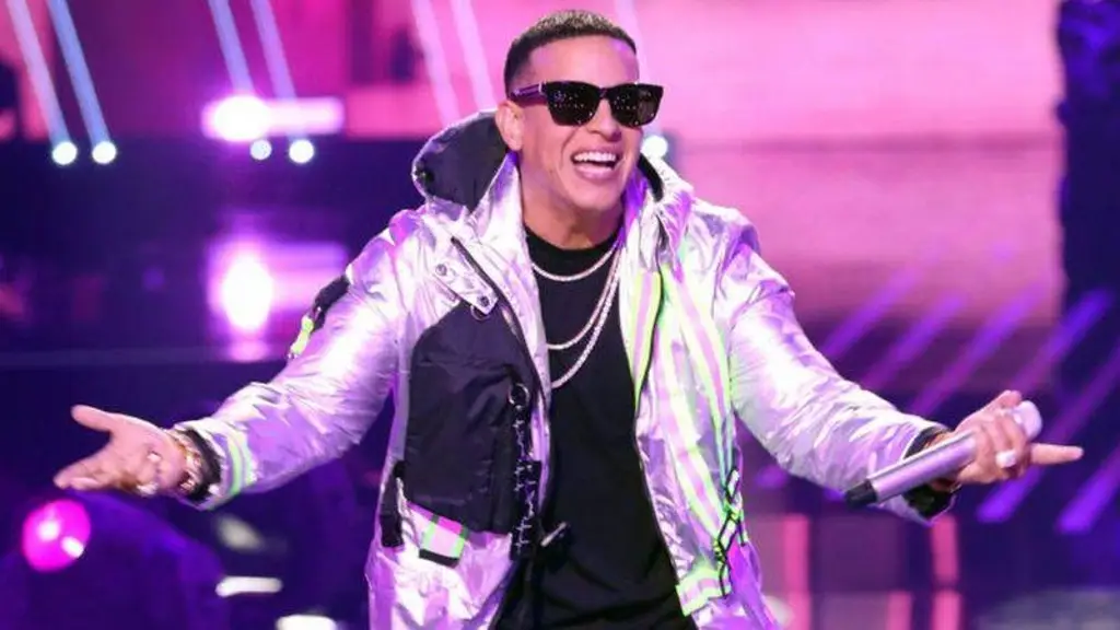 Imagen Estafan a joven con compra de boleto para ver a Daddy Yankee en Veracruz 