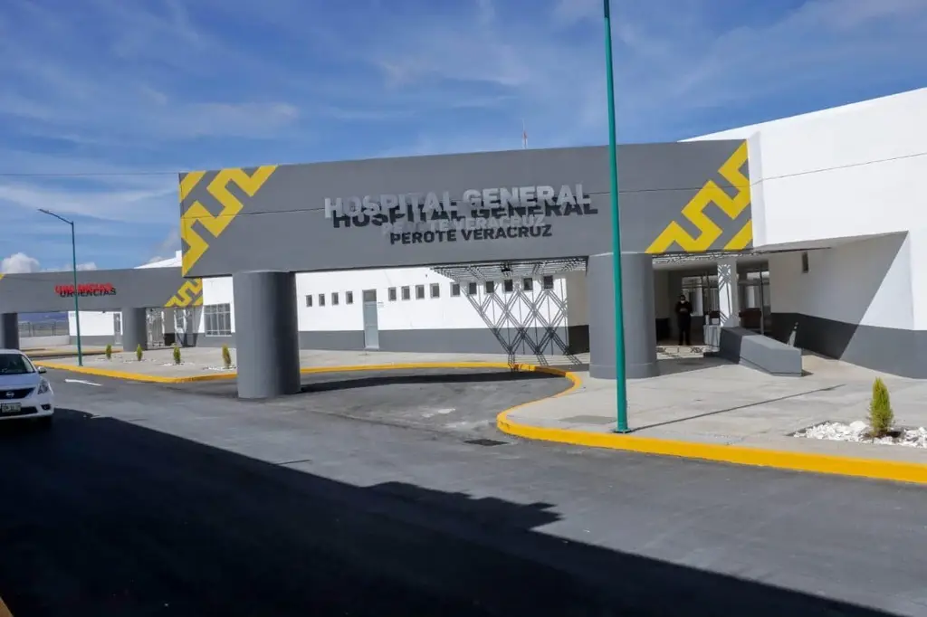 Imagen Llegan primeros equipos para nuevo Hospital de Perote, Veracruz