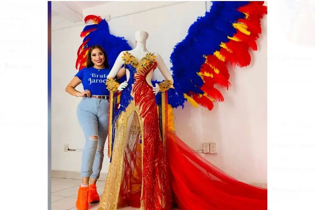 Imagen Jugaba a ser diseñadora, actualmente Flor Campos ha vestido a Miss Universo y Yeri MUA