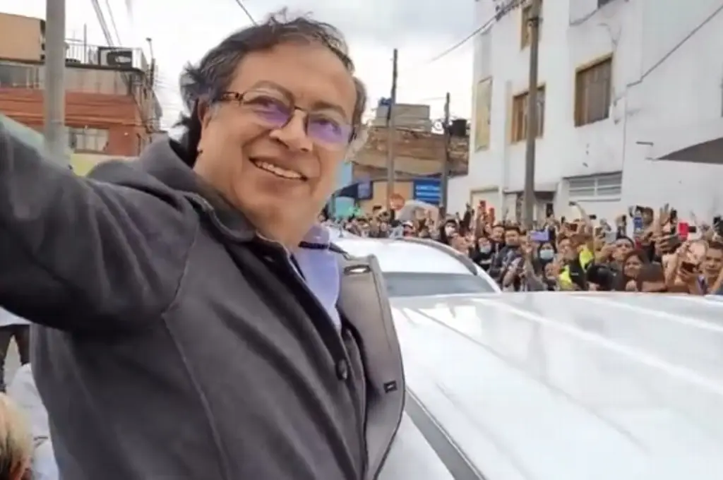 Imagen Petro gobernará una Colombia dividida, con violencia y con alto abstencionismo: Internacionalista 