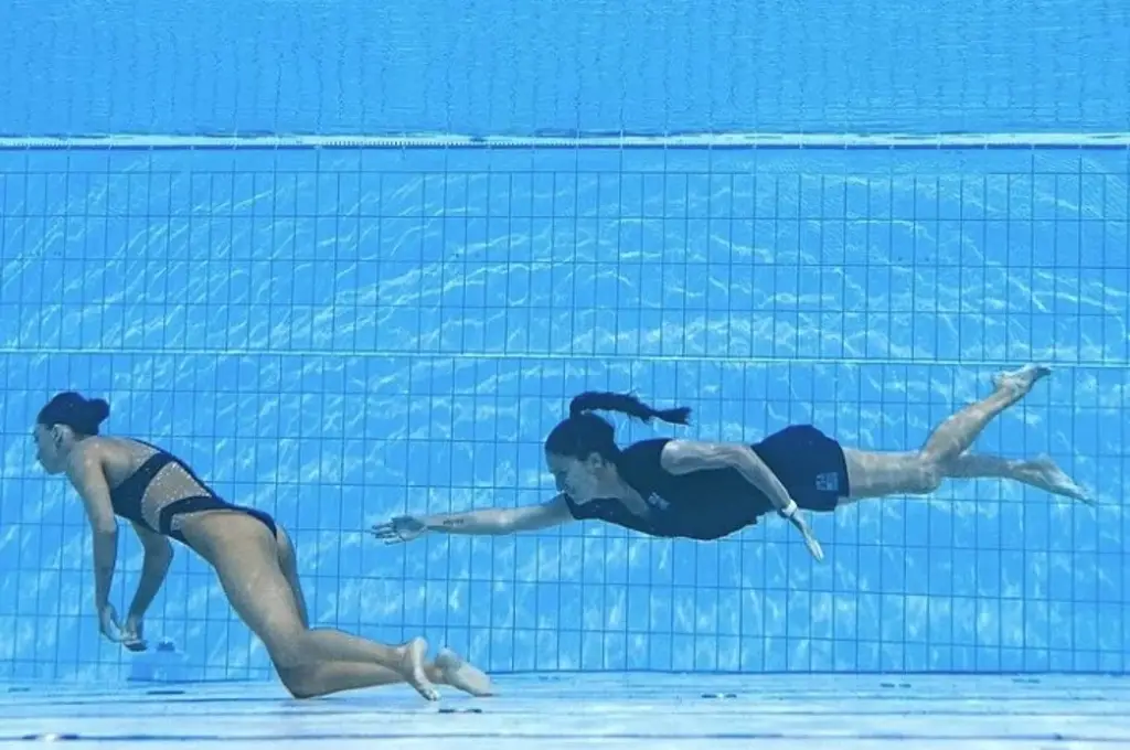 Imagen Nadadora se desmaya en plena competencia