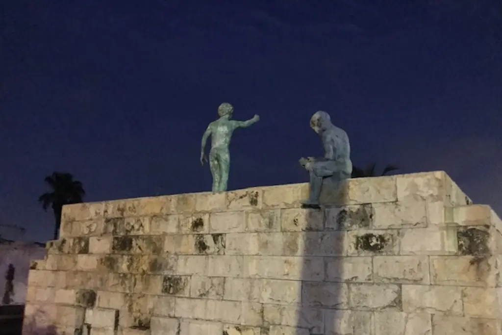 Imagen Se roban otra escultura de los niños pescadores de Veracruz