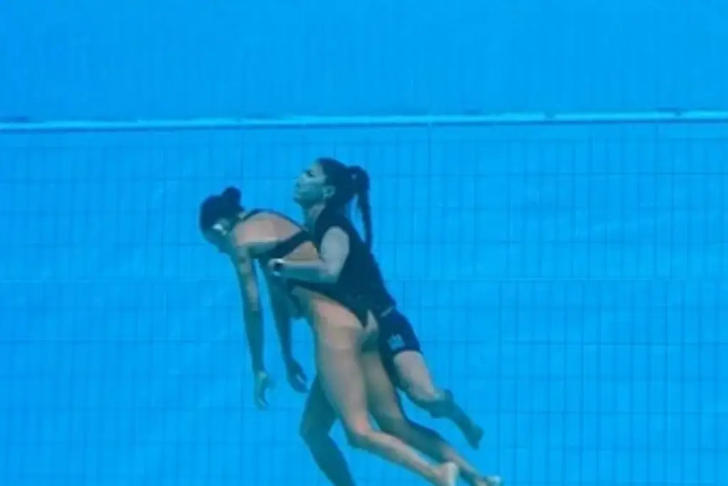 Imagen ¿Qué pudo provocar el desmayo de la nadadora Anita Álvarez en plena competencia? 