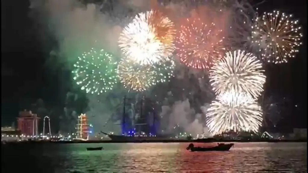 Imagen “Estuvo espectacular”; Veracruz despide a los veleros con fuegos artificiales 