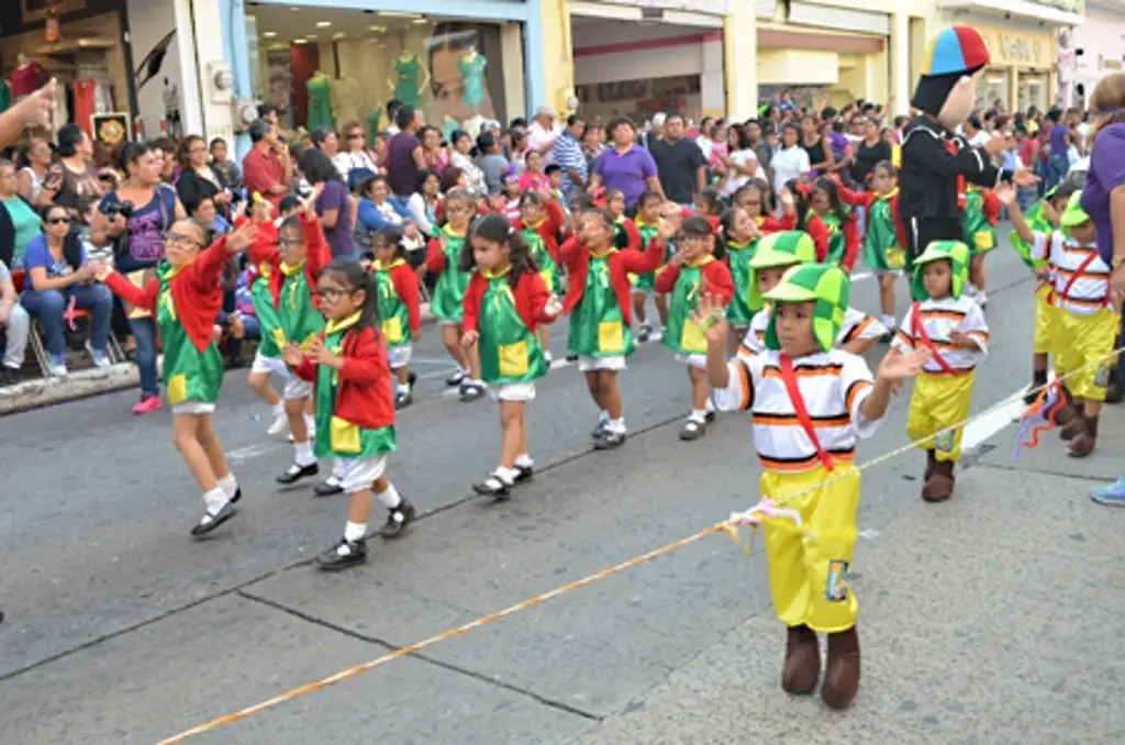 Imagen ¡Hoy inicia el Carnaval de Veracruz! Aquí, la Quema del mal humor y programa completo