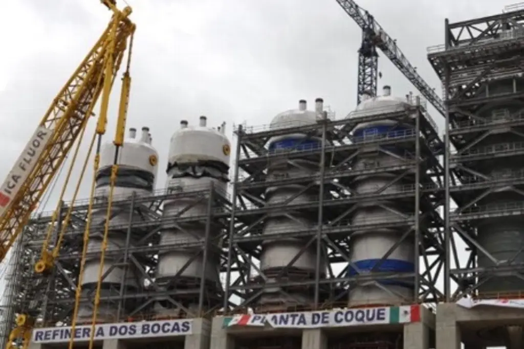 Imagen Han inyectado 10 mil 200 mdd a Refinería de Dos Bocas, informa AMLO 
