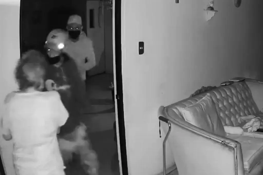 Imagen Sujetos asaltan y golpean a mujer de la tercera edad en su casa (+Video)