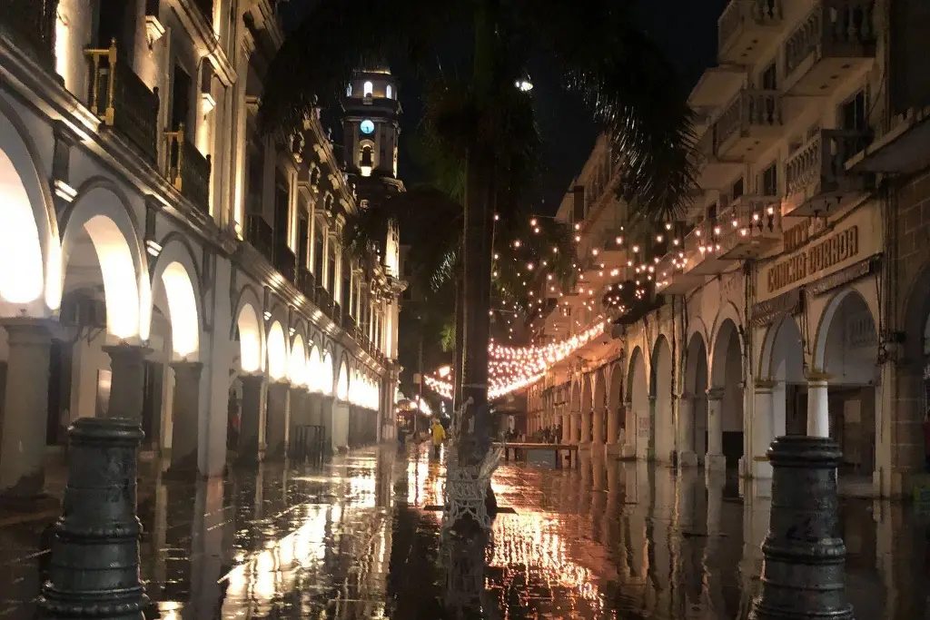 Imagen Amanecer lluvioso en Veracruz 