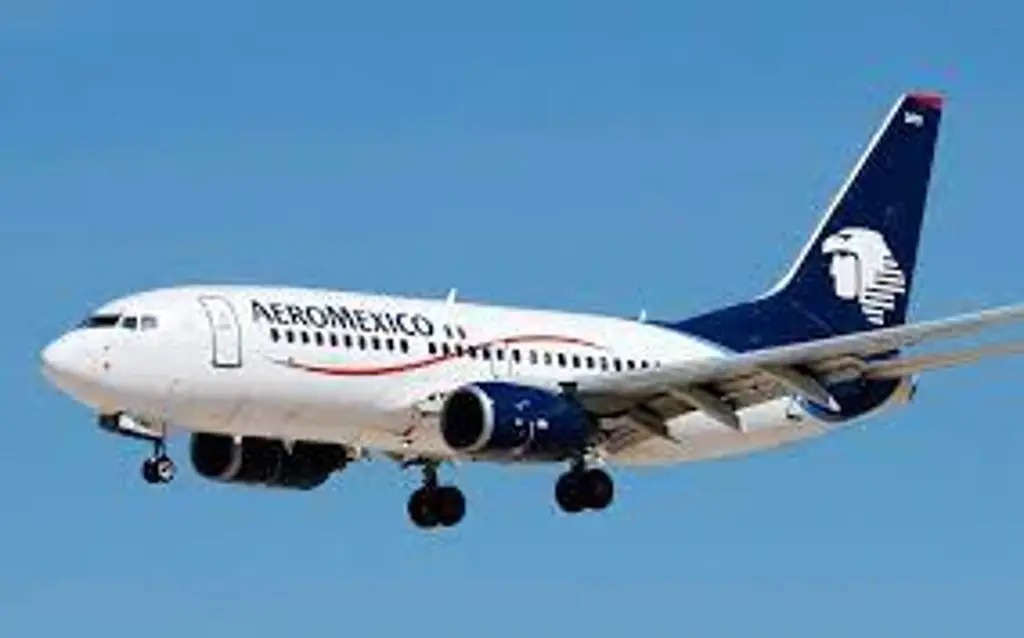 Imagen Impacta rayo a un avión de Aeroméxico cuando volaba sobre golfo de México