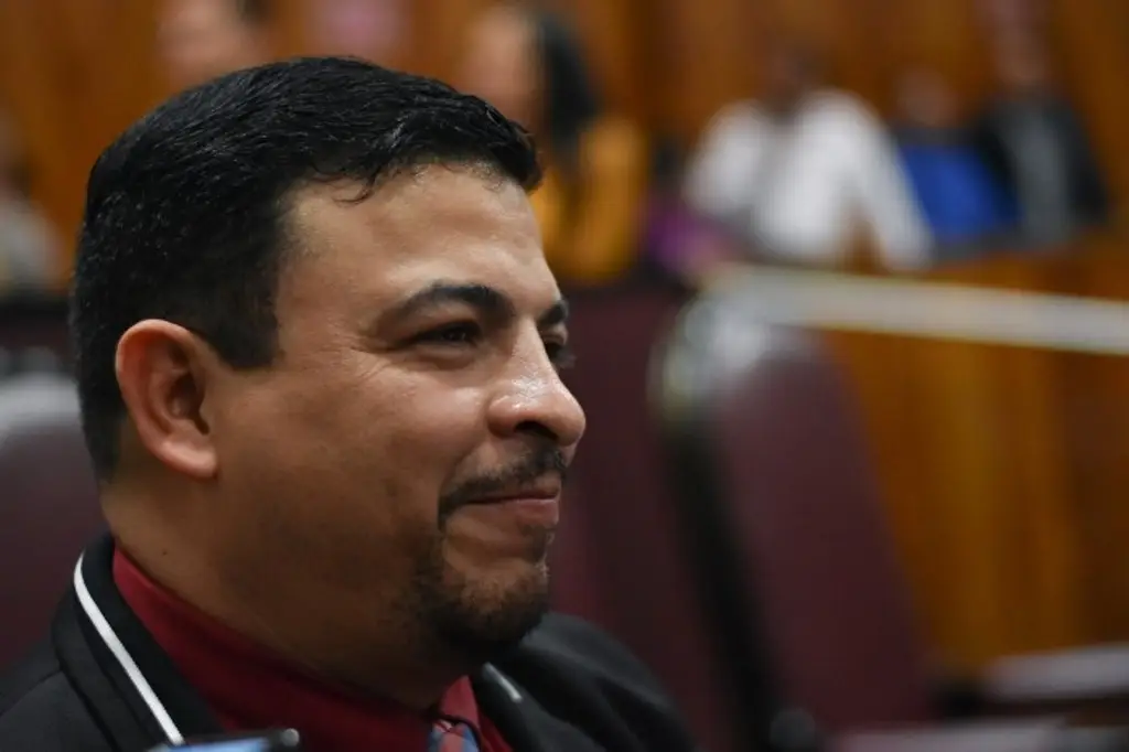 Imagen Juan Javier Gómez Cazarín da positivo a COVID-19 por cuarta vez