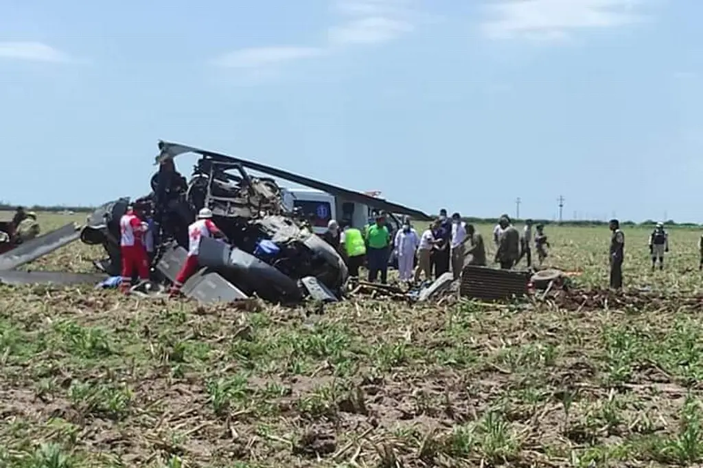 Imagen Se desploma helicóptero de la Marina en Sinaloa; reportan varios muertos
