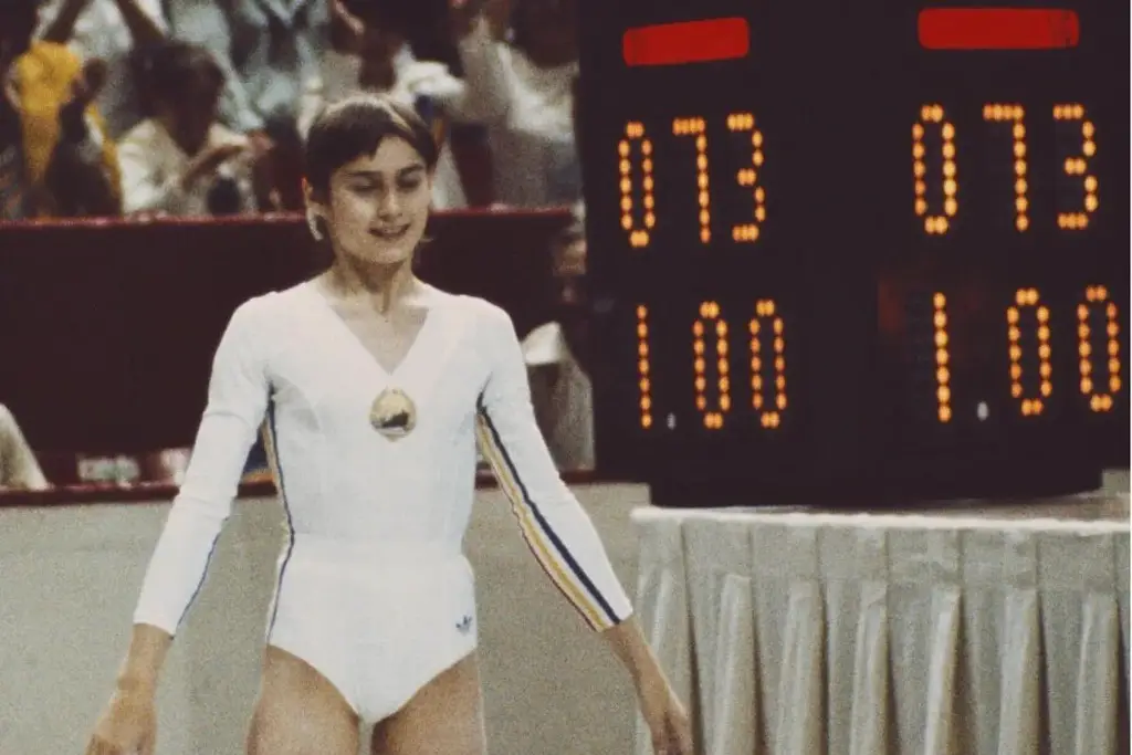 Imagen Hoy hace 46 años Nadia Comaneci obtuvo el primer 10 en Juegos Olímpicos (+Video)