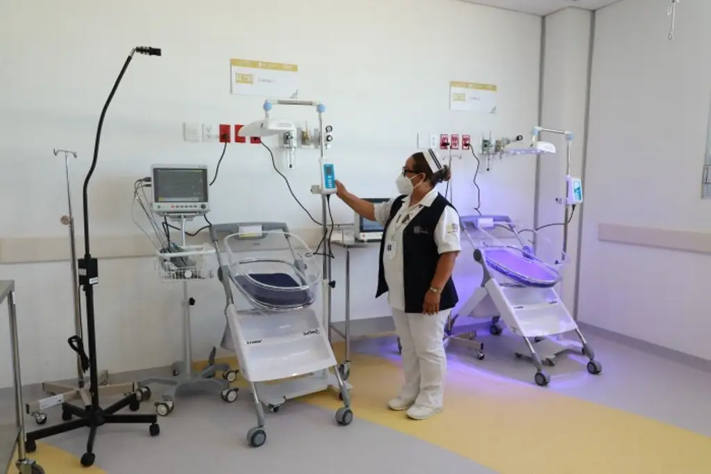 Imagen Explota tubería en el Hospital General de Perote recientemente inaugurado (+Video) 