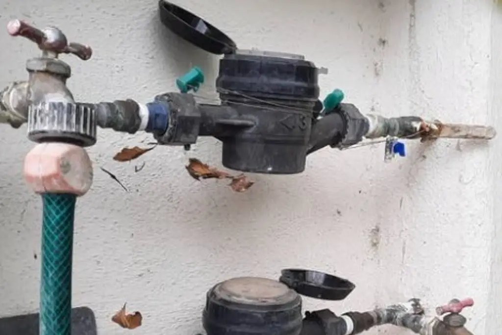 Imagen No solo roban medidores de agua, se llevan hasta las ventanas: ciudadanos