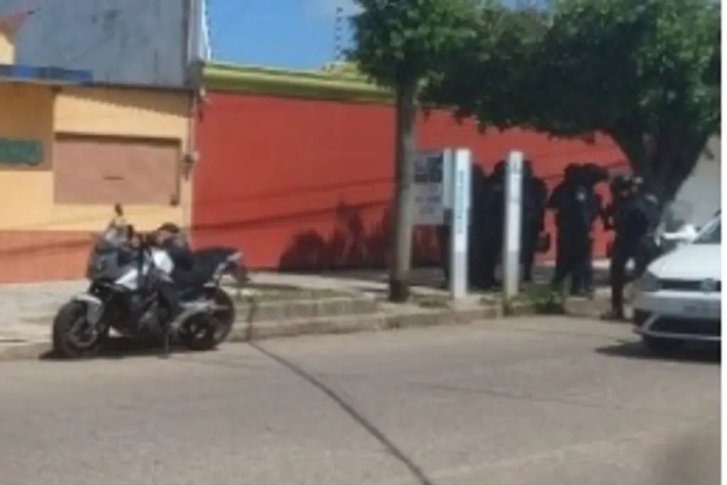 Imagen Disparan contra un hotel al sur de Veracruz 