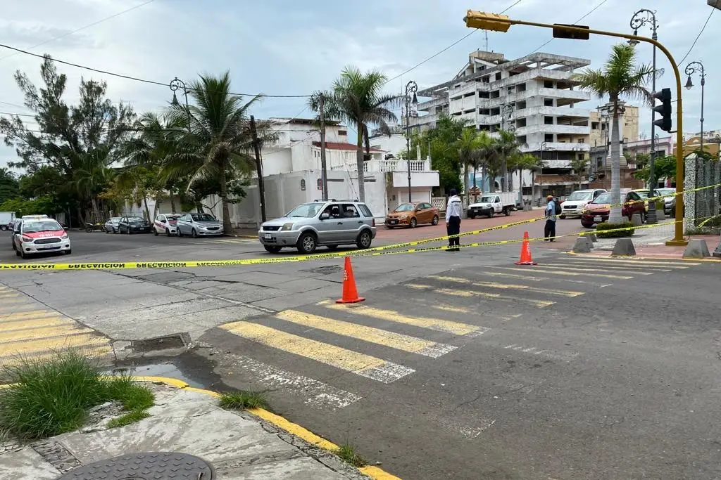Imagen Sigue bloqueo, estas son las calles cerradas en el centro de Veracruz