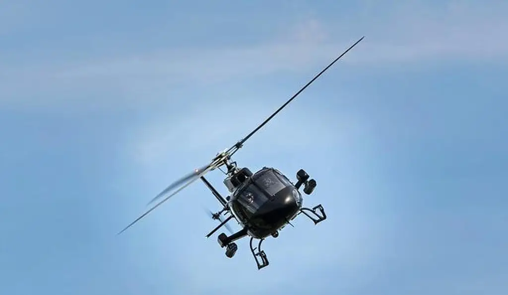 Imagen Aeropuerto de CDMX se deslinda del robo de helicóptero en sus hangares