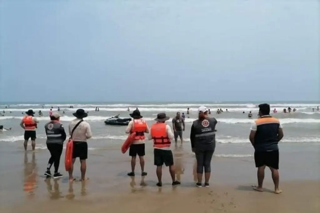 Imagen Localizan cuerpo de joven ahogado en una playa; había sido reportado como desaparecido