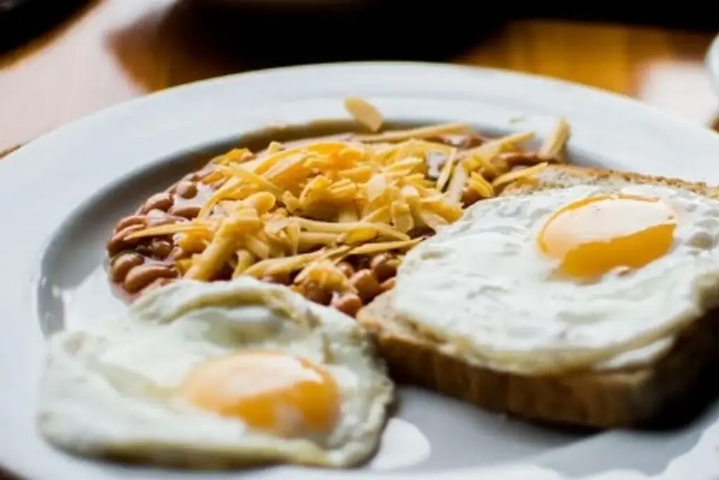 Imagen ¿Cómo sería un desayuno saludable y nutritivo para los estudiantes? 