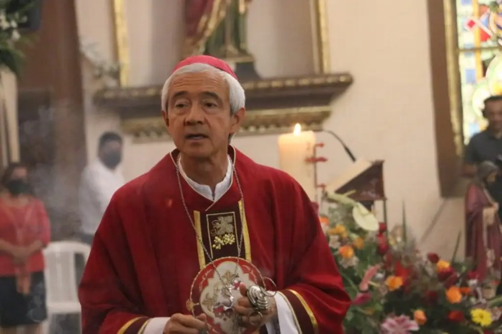 Imagen Arzobispo pide que no se apague deseo de paz, justicia y unidad en Veracruz 