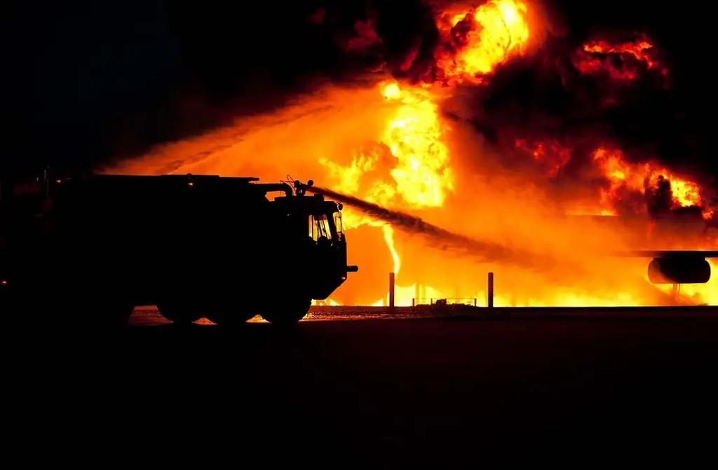 Imagen Faltan bomberos al norte de Veracruz; 'es complicada la situación económica'