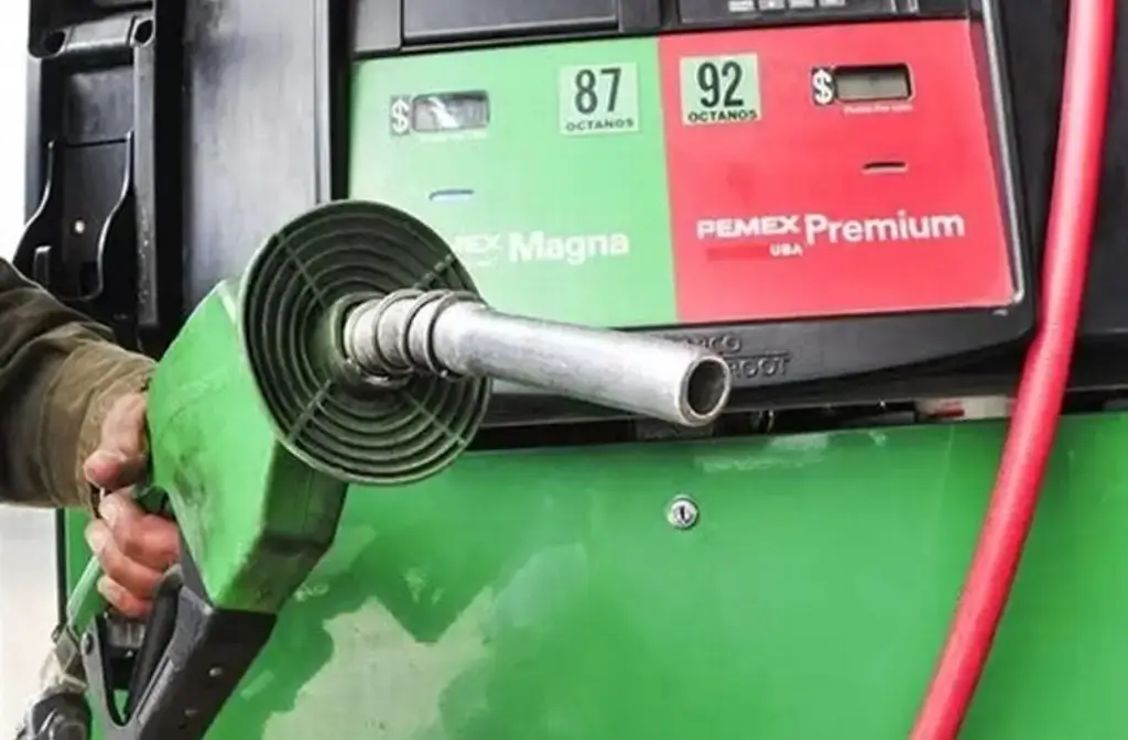 Imagen Revelan que precio de la gasolina en México está más cara que en EU 